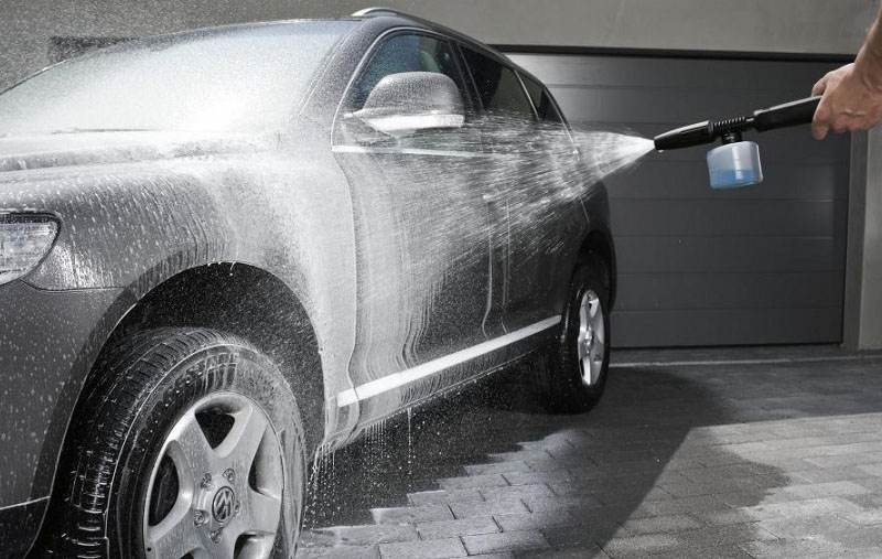 How to Keep Your Car Looking Shiny and New
