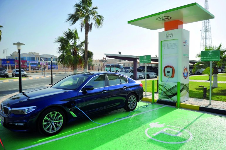 Qatar: 400 Electric Car Charging Stations by 2022