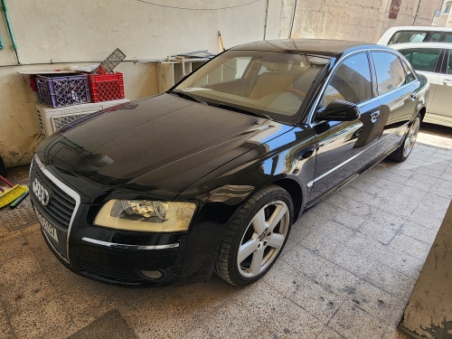 Audi A8  2006